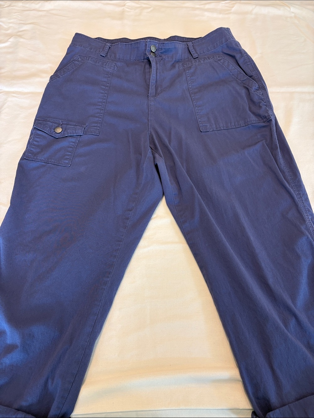 Women Time and Tru Navy Cargo Pants with Patch Pockets